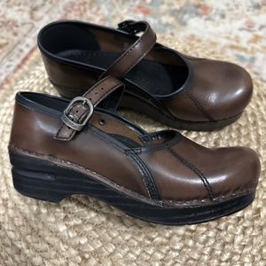 Maryjane Leather Dansko
